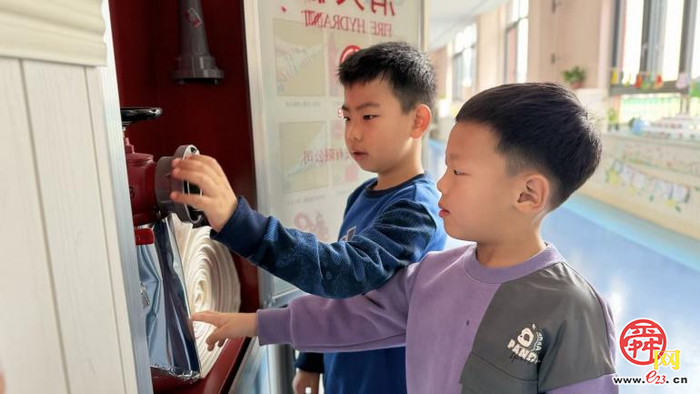 游戏解锁安全技能！天桥区云世界实验幼儿园分龄定制安全教育，守护成长每一步！