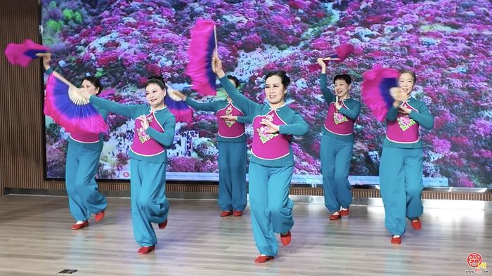 大手牵小手，济南市历下区燕山小学孩子们的儿童节这样温暖度过~