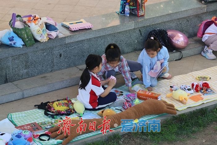 欢乐嘉年华相伴 多彩童心喜迎“六一”