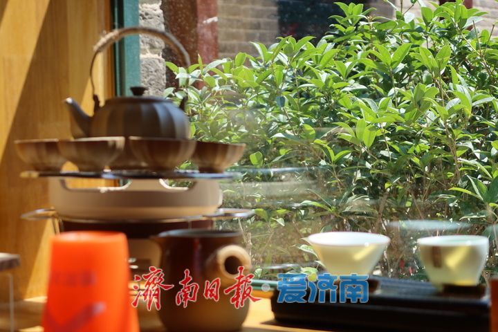 砖缝呼吸 院门生长 百年老街步步上新