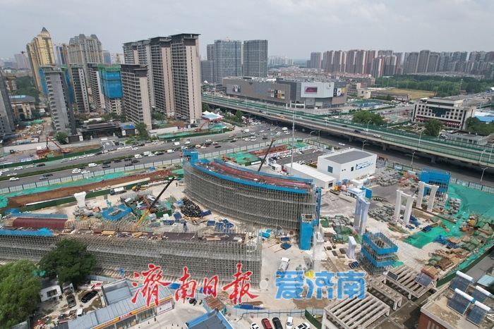 多墩柱浇筑完成，工业北路这处立体交通枢纽施工正酣