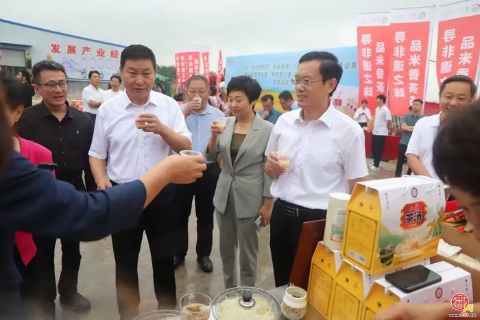 曹范街道举办2024年“乡村好时节·乐动生活”（章丘会场）主题年活动暨曹范街道“寻非遗之味品米香茶汤” 活动启动仪式