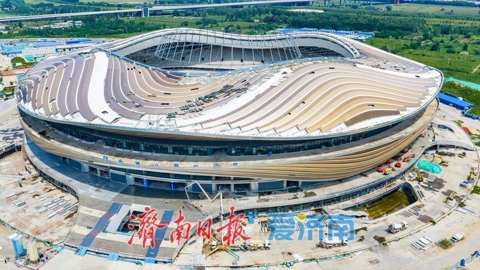 黄河畔添都市运动新引擎 济南专业足球场即将揭开面纱