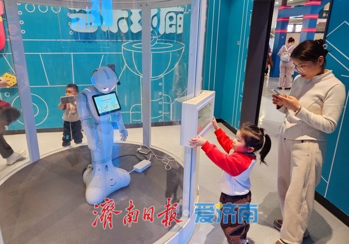 走进科技馆 探索科学奥秘