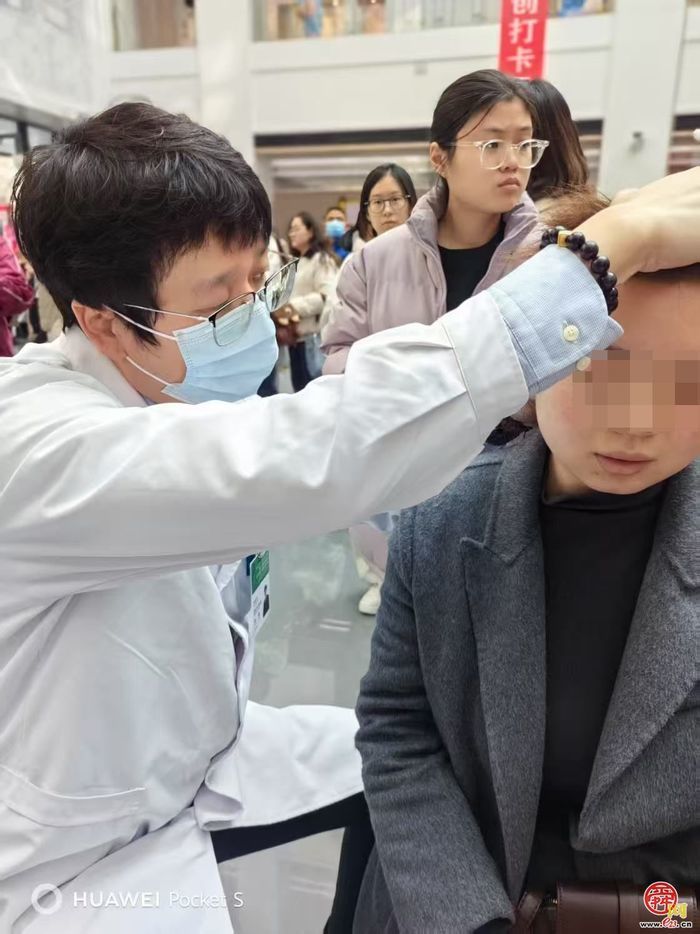 80后中医冯博：  十五年临床书写中医温度