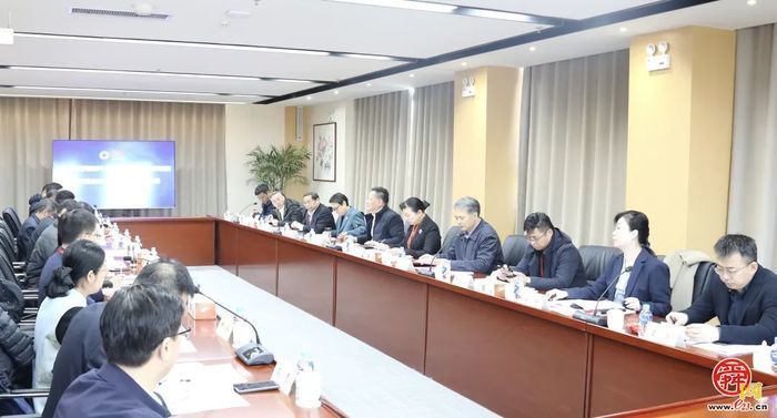 市政协召开“推进中欧班列集结中心建设 畅通陆海内外联动通道”月度商量启动座谈会暨第一次现场商量 ​