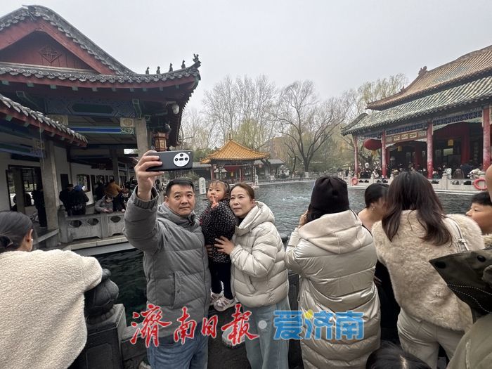 一年四季 泉在济南丨春风拂泉城 趵突涌春意