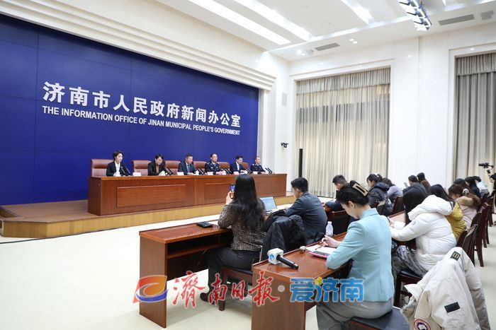 今年以来，济南航空口岸出入境人员76.8万人次，同比增长222.5%