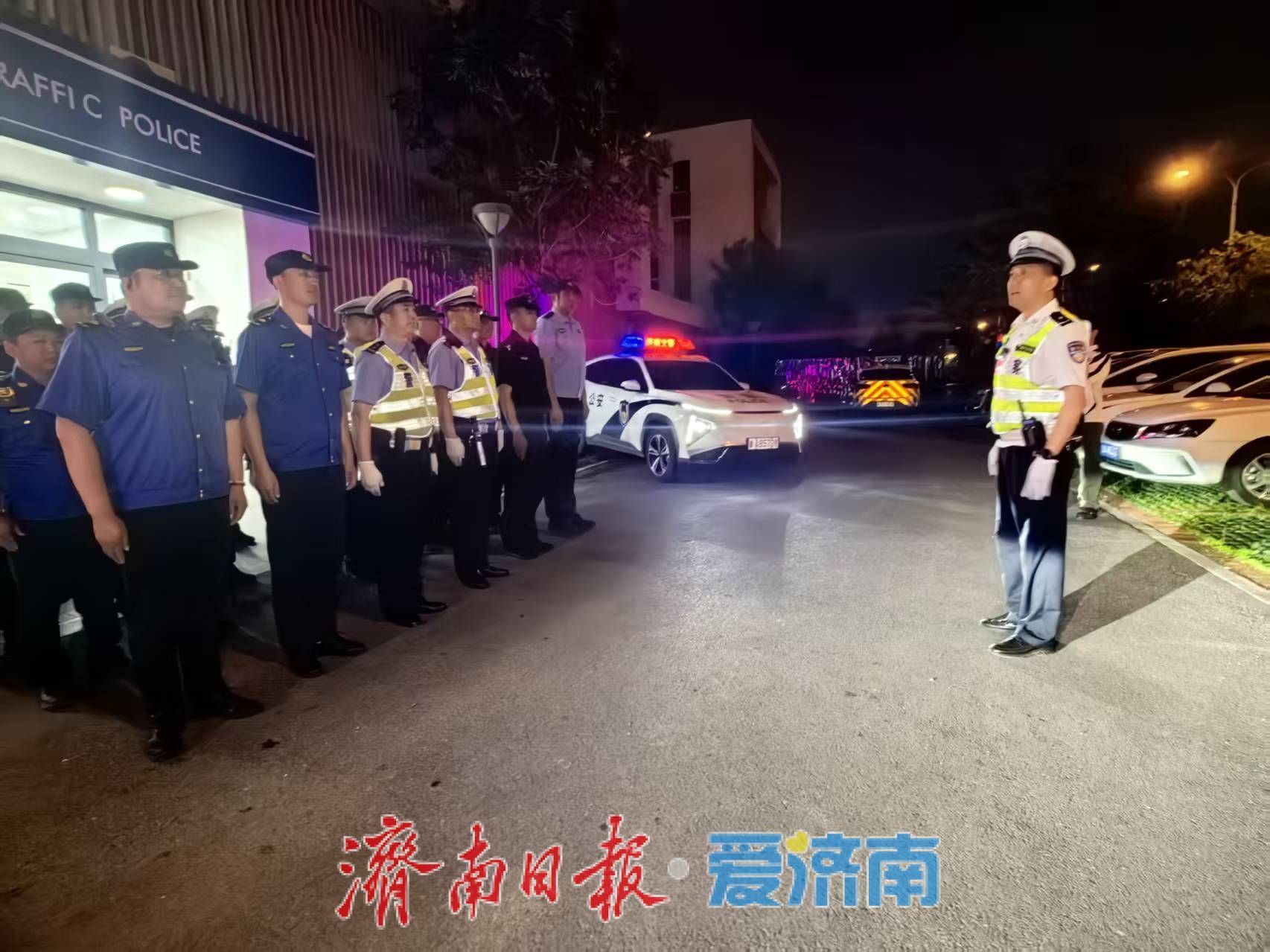 济南交警按下“城市静音”键，严打飙车“炸街”护航中高考