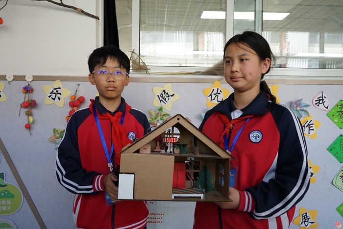 2026年济南市学生数字素养提升实践活动暨济南市中小学生创客大赛成功举办