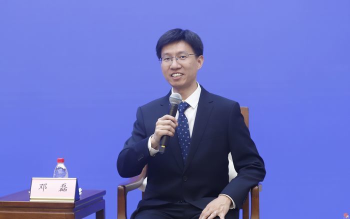以青春挺膺担当 书写十五五奋进答卷——省新闻办举办 “奋进‘十五五’” 青年五四奖章获得者记者见面会