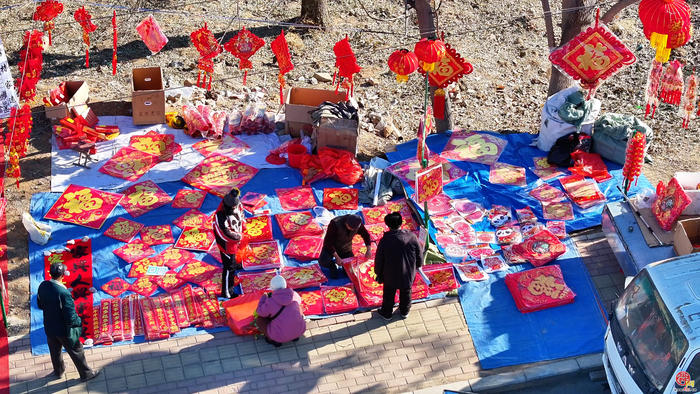 【网络中国节·春节】“泉”在济南过大年｜赶年集，备年货，来千年仲宫大集寻年味！