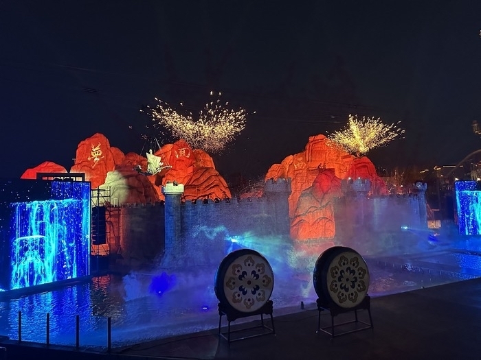 一年四季 泉在济南丨总数达9802个！济南CBD再增586个对外开放车位