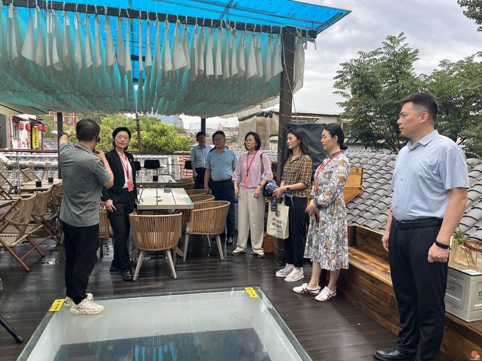 市政协雨中开展月度商量调研：为济南古城文旅焕新集智聚力