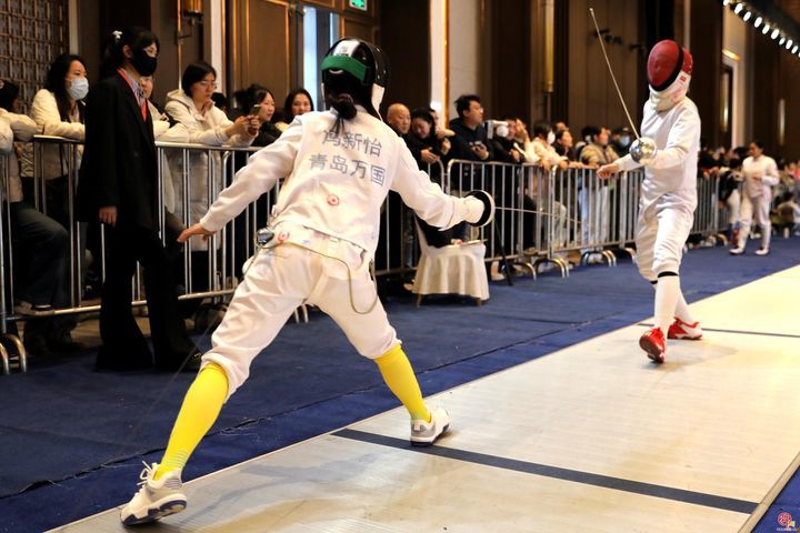 剑耀泉城 千剑逐梦！2025年济南市击剑公开赛盛大开幕