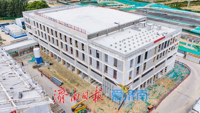 山东省实验中学鹊华校区中小学项目进入装修施工阶段