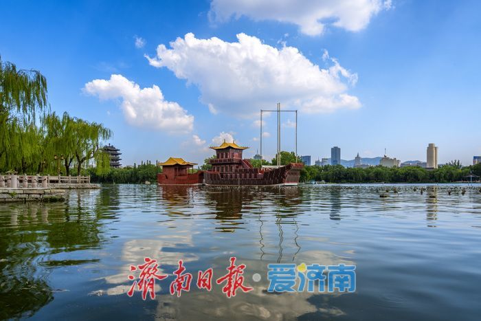 一年四季 泉在济南丨泉城消夏图鉴：大明湖成市民游客纳凉赏景“心头好”