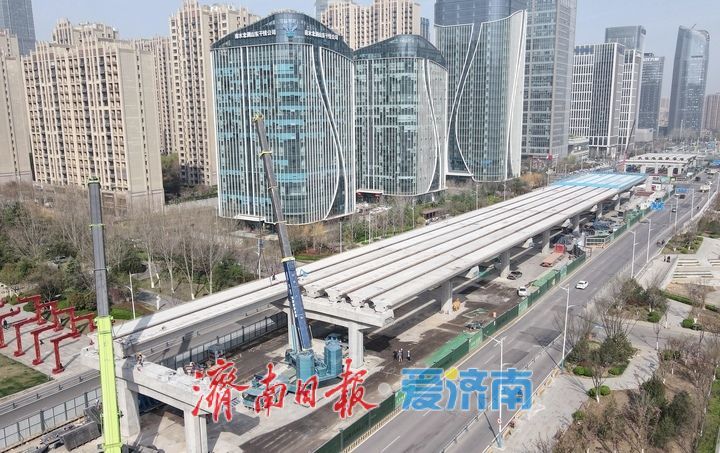 “高空穿针”，济南凤凰黄河大桥南延工程全速推进