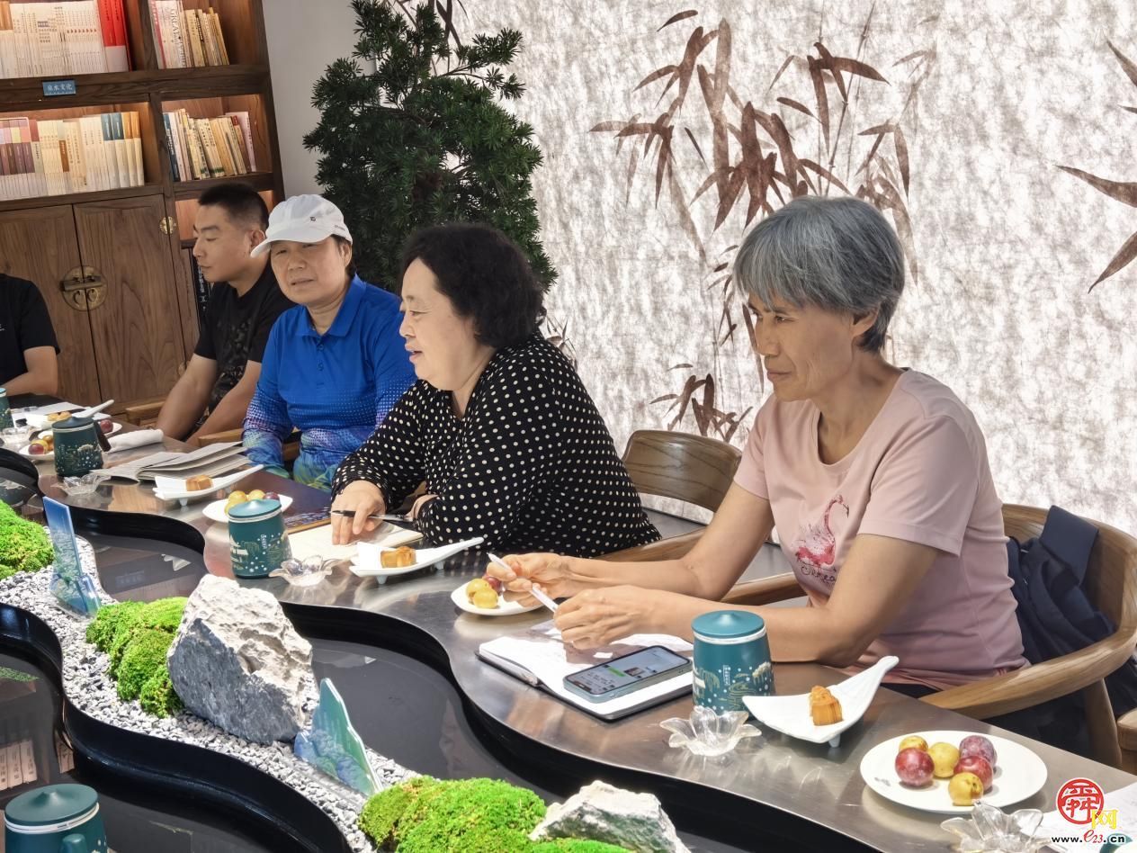 “泉水点茶”泉水科普活动誉满“五一”假期
