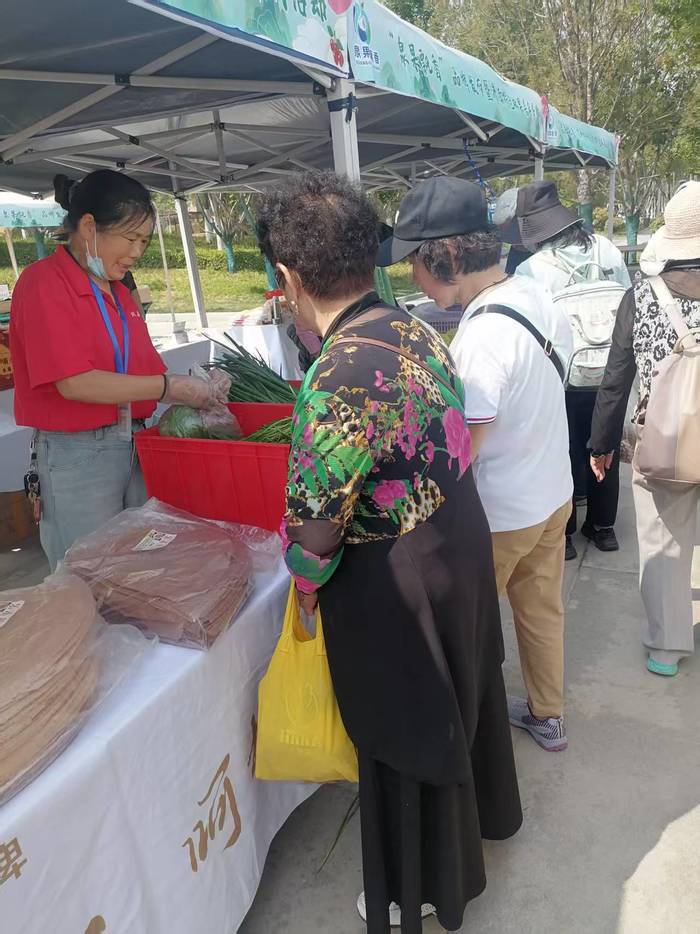 连嗨三日！泉水人家优质农产品汇聚佛慧山公园