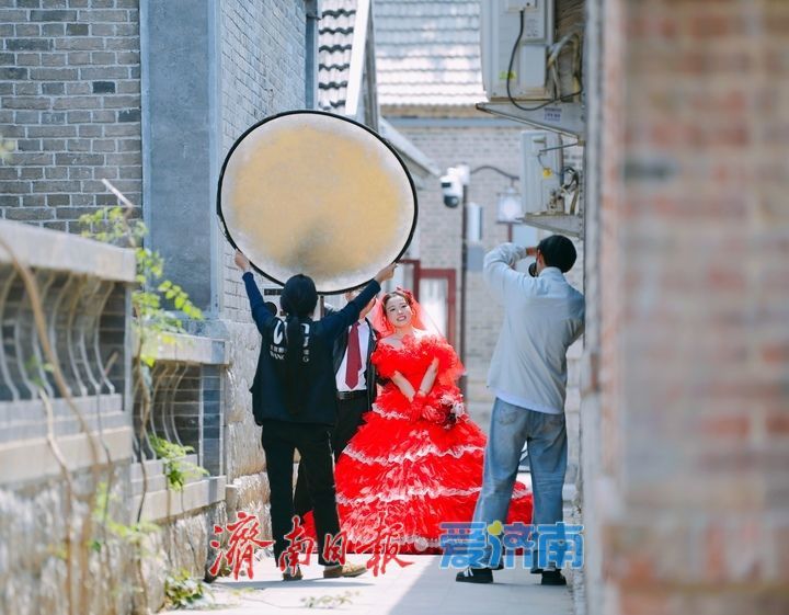 百年“上新街”活力十足迎“五一”