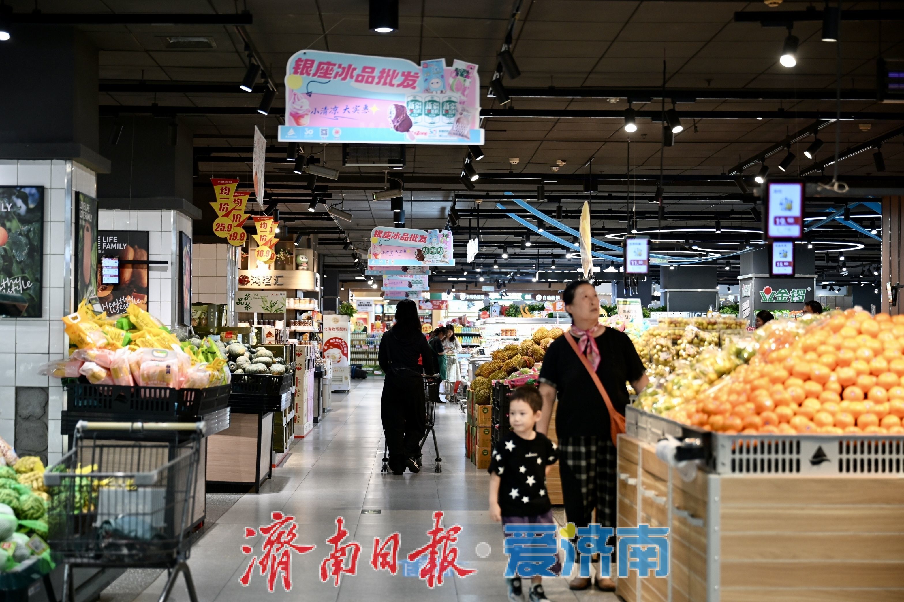 地铁4号线五里牌坊站接驳通道启用半月 济南和谐广场客流显著攀升