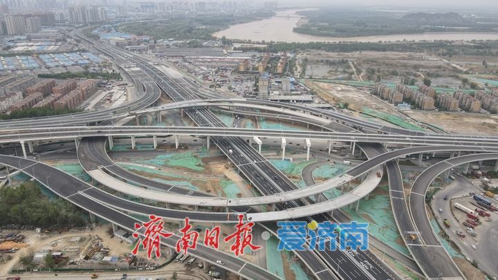 济南零点立交将临时放开一条匝道通行，详情看这里