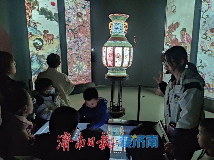 科普游人气旺 沉浸式探索科技与文化盛宴