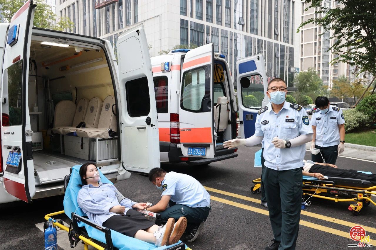 济南市组织开展高层建筑紧急疏散及高层灭火综合应急演练