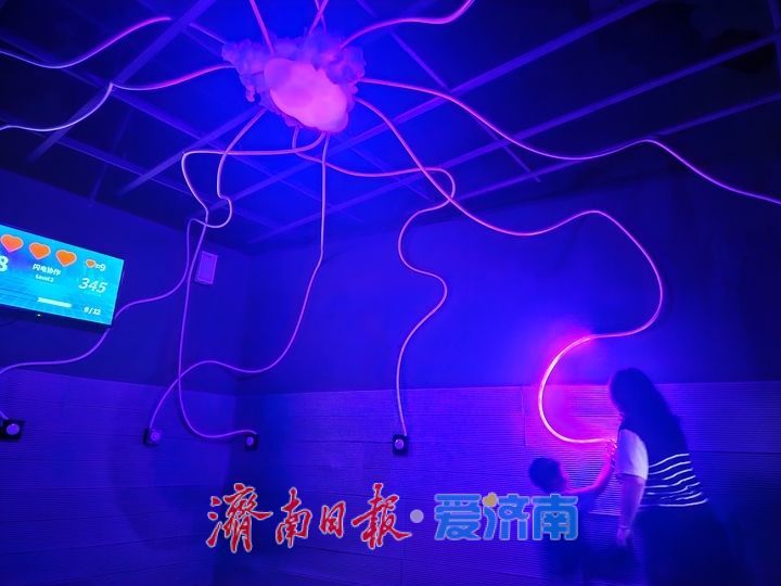 科技赋能玩法升级 室内游戏开启沉浸式新体验