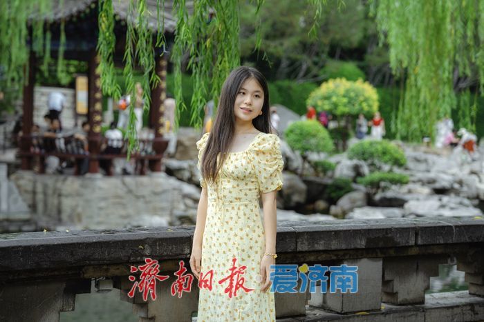 一年四季 泉在济南｜雨后黑虎泉畔，市民取水赏景尽享清凉