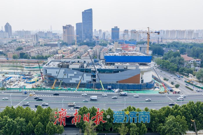 外立面施工提速！济南京东MALL赋能洪楼商圈提档升级