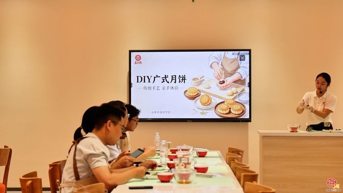 【访企记】济南益康：百年老味“月”发香甜——五代人传承，只为这一口济南甜