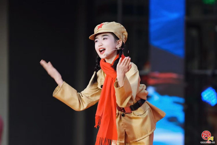 童心向党颂风华——唐冶中学小学部朗诵《永远的格桑梅朵》
