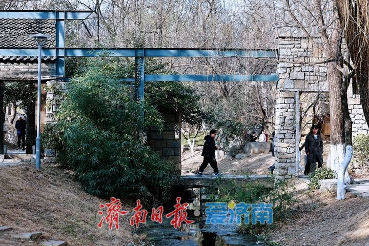 春日打卡腊山河公园 滨水秘境成市民休闲新宠