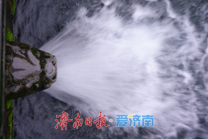 因泉城路道路施工，10月10日起济南10条公交线路临时调整部分运行路段
