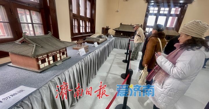 济南上新街“构木成室”古建模型展 全榫卯木作重现千年经典