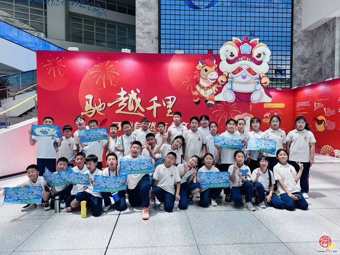 探秘科学殿堂  点亮创新梦想——济南市北苑小学开展科技实践活动