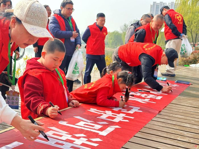 跟着项目看水网 护水节水共行动——小清河服务处举办2026年“世界水日”“中国水周”主题宣传活动