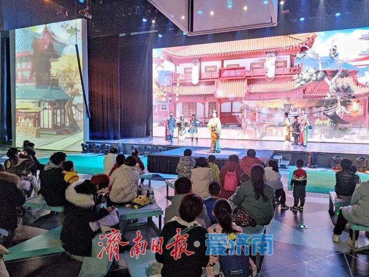 科普游人气旺 沉浸式探索科技与文化盛宴