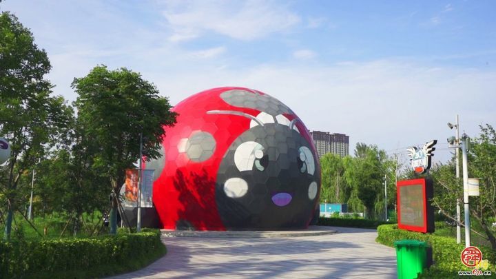 破大防了！80、90后的“顶流男团”空降章丘，一秒穿越小时候……