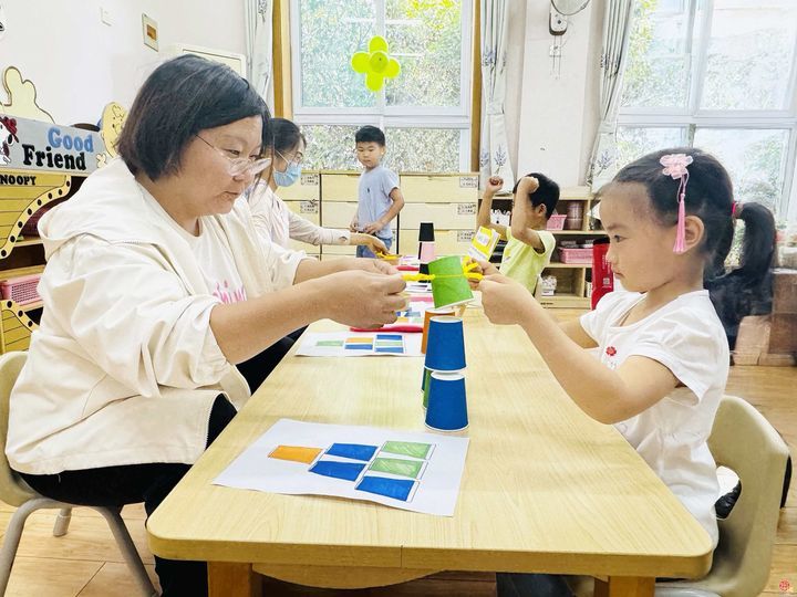 亲子同乐庆六一，科学衔接助成长   ——济南市槐荫区实验幼儿园纬九分园开展“亲子同乐庆六一，科学衔接助成长”活动
