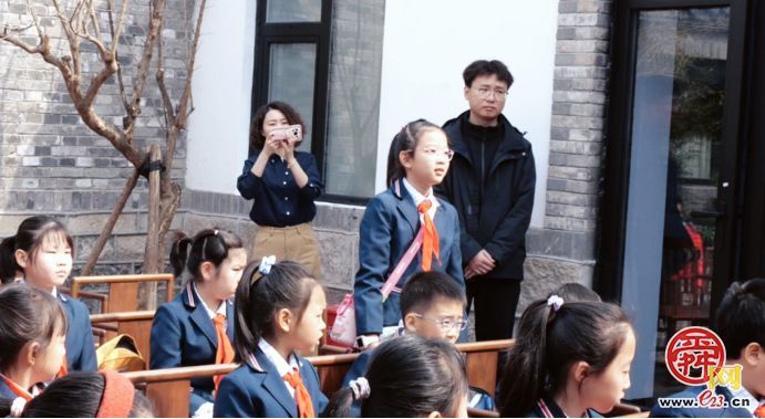 泉润童心 启智未来