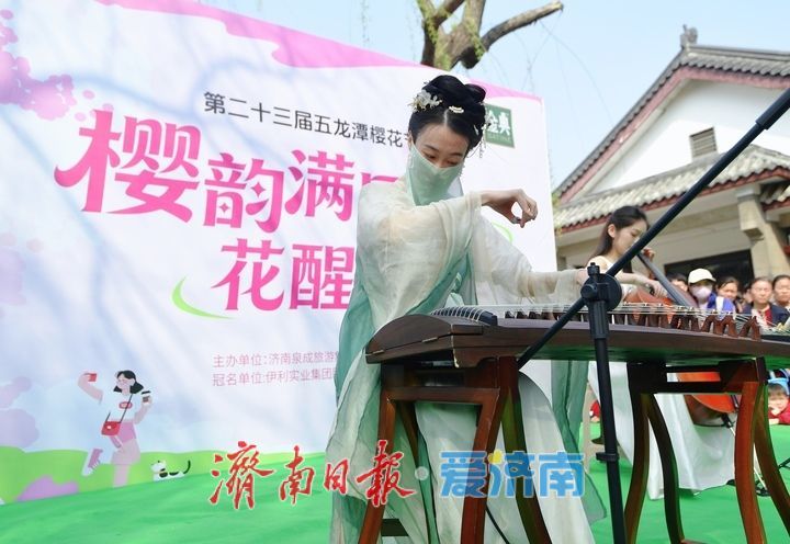 春风拂岸樱绽龙潭 ，济南市第23届五龙潭樱花节正式启幕