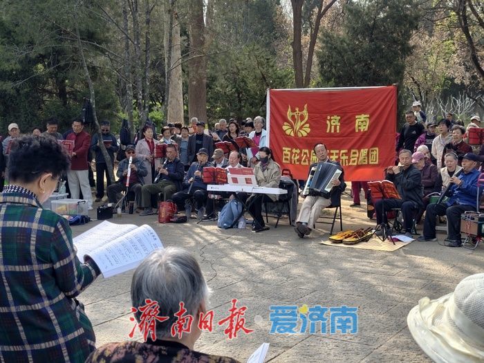 泉城春日好，公园乐未央