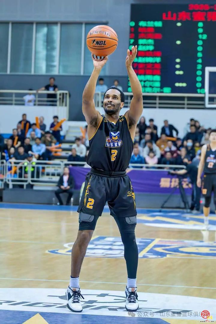 蜜獾主场复仇103比93上海玄鸟，大比分扳成1比1！