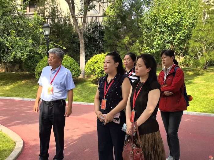 全龄共享 绿心“萌”动——济南市政协组织开展绿地开放共享“再商量”第三次现场商量