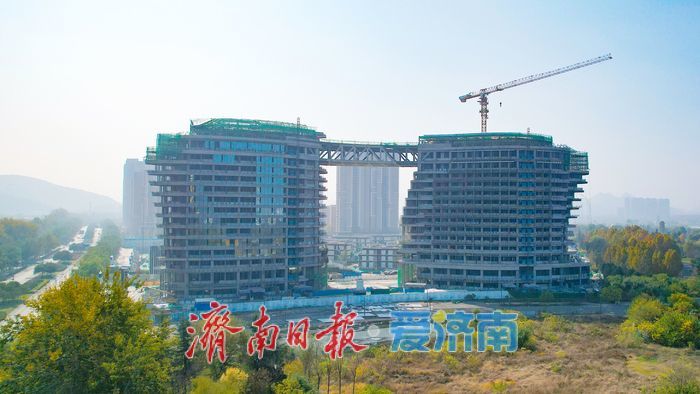 空中连廊合龙 幕墙施工启动 济南园博园未来之城建设迈入新阶段