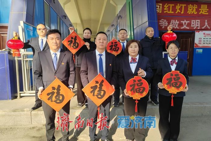 17年开通22条山区线路 济南这个公交车队是乡村振兴“交通先锋”