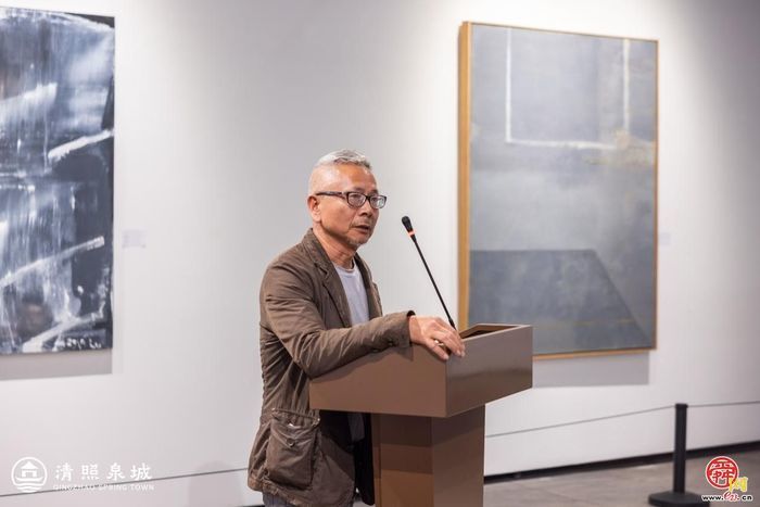 “清照泉城诗歌之夜暨吕德安作品展”于泉畔开幕，诗人艺术家共谱泉城春夜诗章